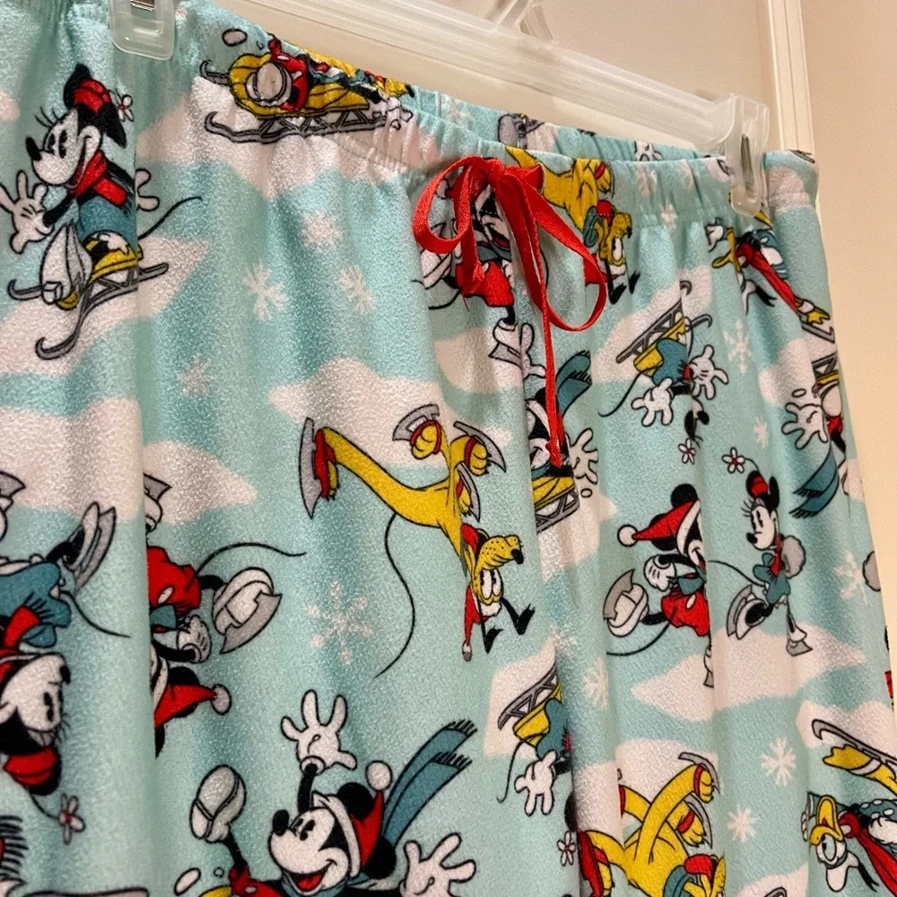 Disney Blue Pajama Pants Mickey & Friends Ice Skating Fuzzy Holiday Size XL - Picture 3 of 6